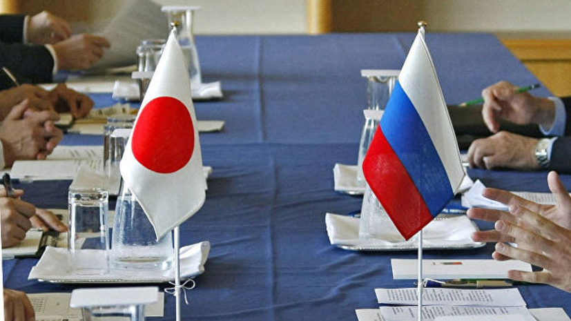 Песков назвал поддержку Токио санкций помехой для заключения мирного договора