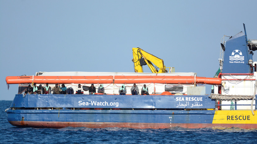 Нидерланды отказались принять спасённых у побережья Ливии мигрантов