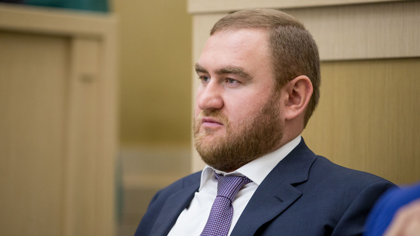 СК подтвердил задержание отца сенатора Арашукова