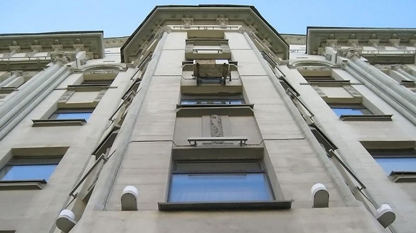 Дом с рыцарем на Большой Полянке признали объектом культурного наследия