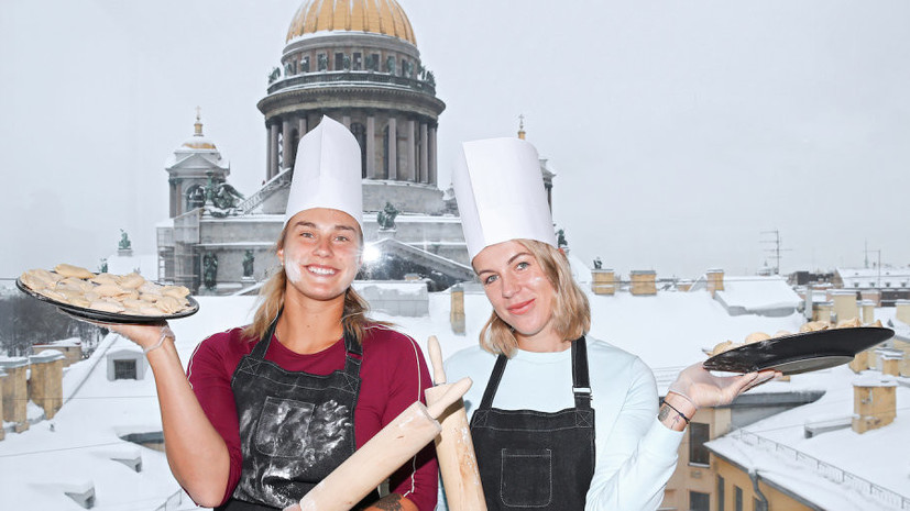 Соболенко и Павлюченкова приготовили пельмени после выхода во второй круг турнира WTA в Санкт-Петербурге