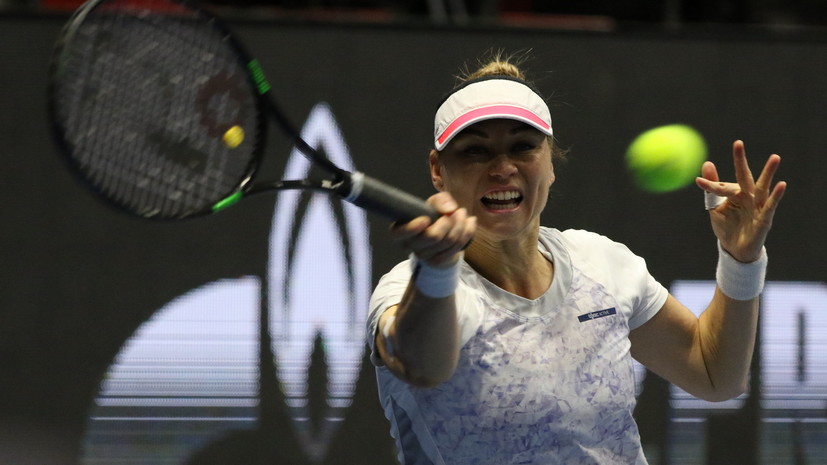 Звонарёва вышла в четвертьфинал турнира WTA в Санкт-Петербурге, где сыграет с Касаткиной