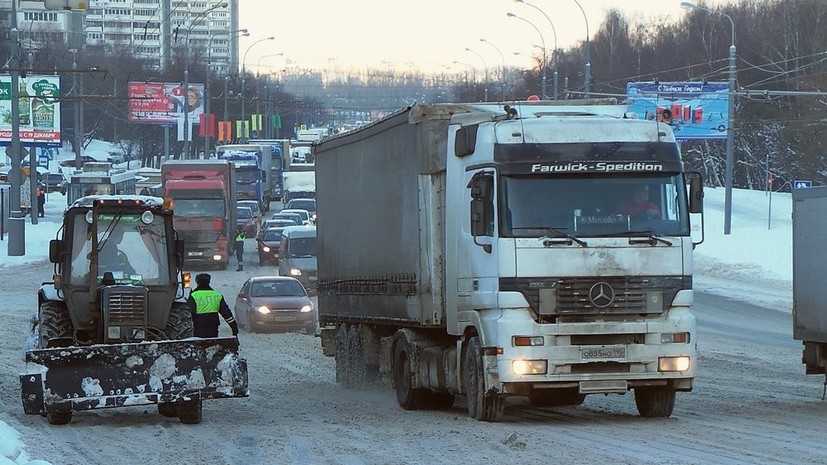 Дептранс Москвы исключил возможность перебоев с поставками продуктов