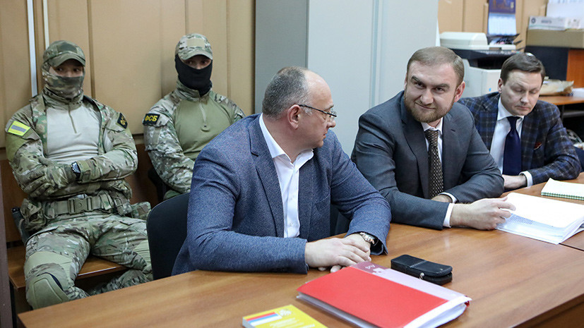 Миллиардные хищения: суд арестовал пятерых фигурантов дела сенатора Арашукова