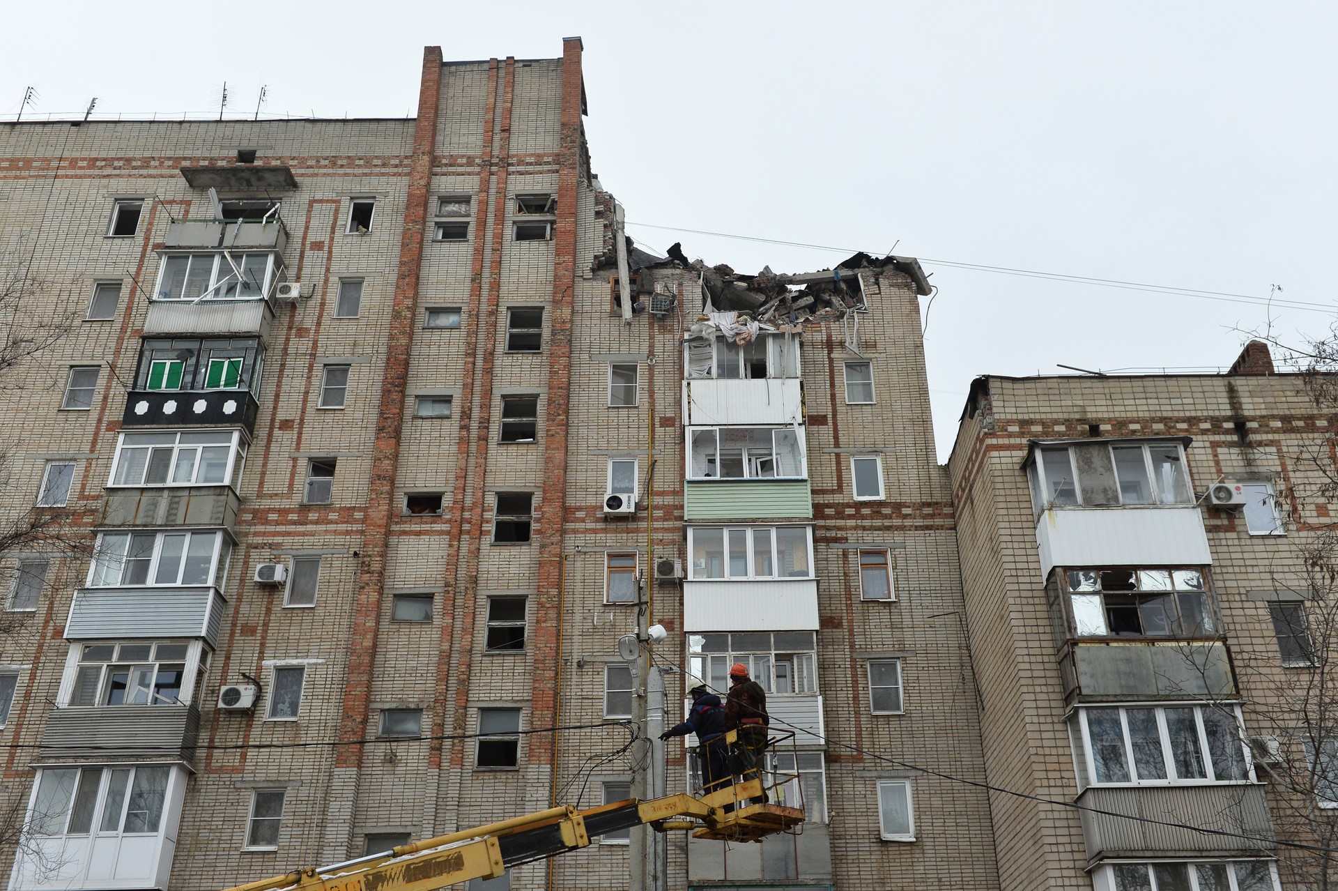 Остаётся неизвестной судьба одного человека»: спасатели обнаружили ещё двух  погибших при взрыве газа в Шахтах — РТ на русском