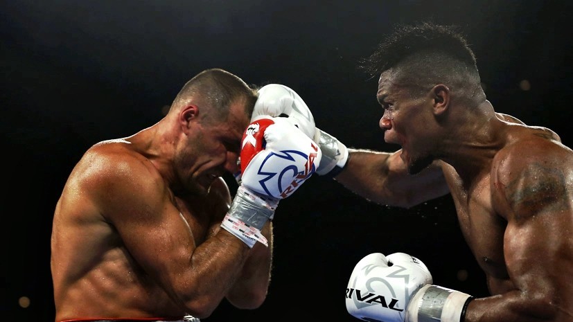 «В последнем поединке ему повезло»: боксёр Ковалёв проведёт бой-реванш с Альваресом