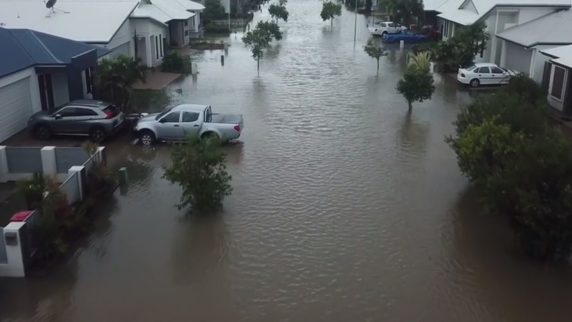 Наводнение туве янссон. Потоп читать. Книга потоп сенкевич. Потоп читать. Библейские сказания сюжет ноев ковчег.