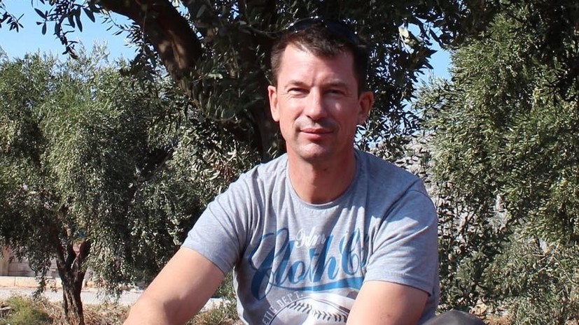 В Британии заявили, что похищенный ИГ журналист Джон Кэнтли мог выжить