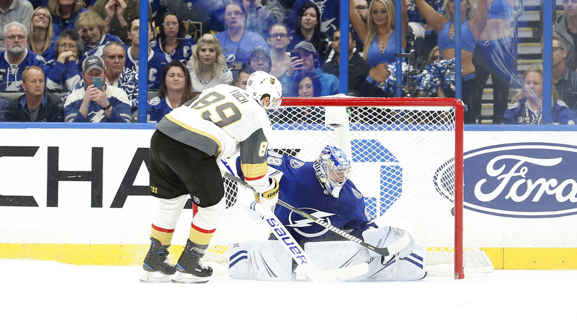 «Тампа» проиграла «Вегасу», несмотря на 35 сейвов Василевского
