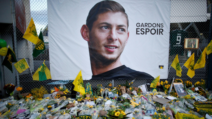В полиции подтвердили обнаружение тела пропавшего в результате авиакатастрофы футболиста Салы