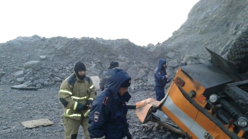 Опубликовано видео с места аварии автобуса в Кемеровской области