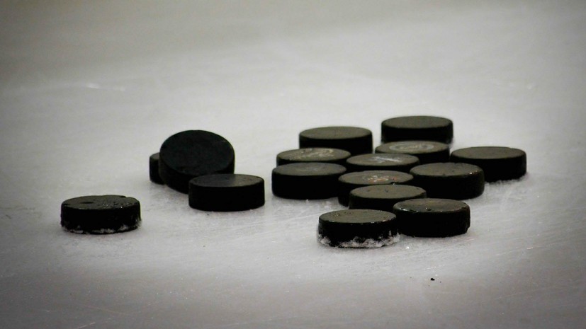 СМИ: Отцу хоккеиста выстрелили в голову во время матча детских команд в Москве