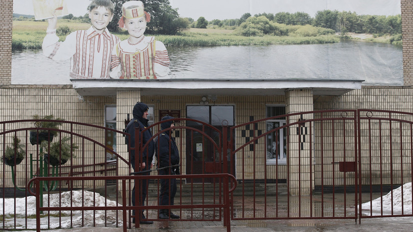 Следователи завершили осмотр места ЧП в белорусской школе