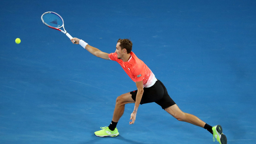 Медведев заявил, что разозлился в конце первого сета матча с Шарди на турнире ATP в Роттердаме