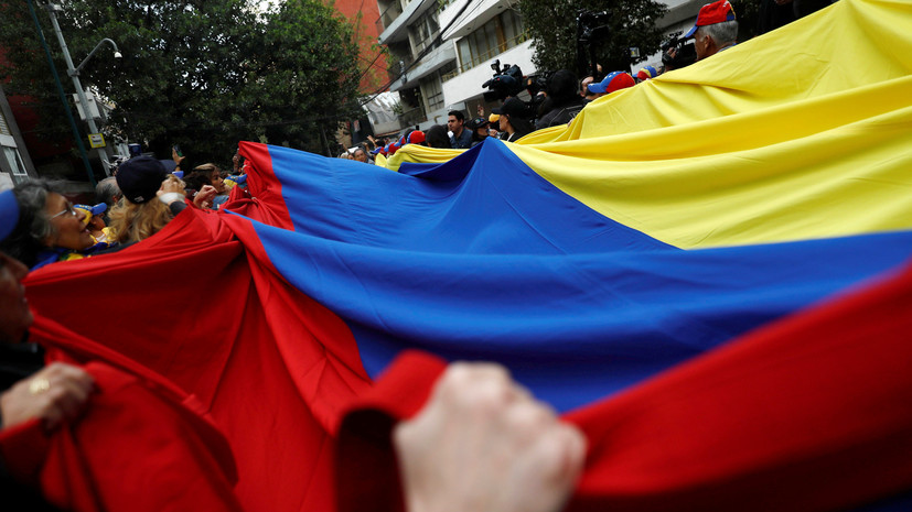 В США предложили освободить оппозицию Венесуэлы от долгов перед Россией