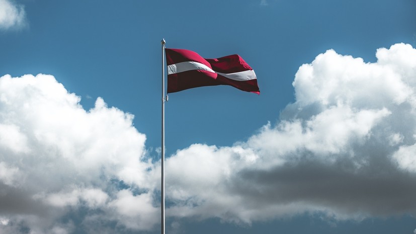 Премьер Латвии выступил за общую идентичность латвийских граждан