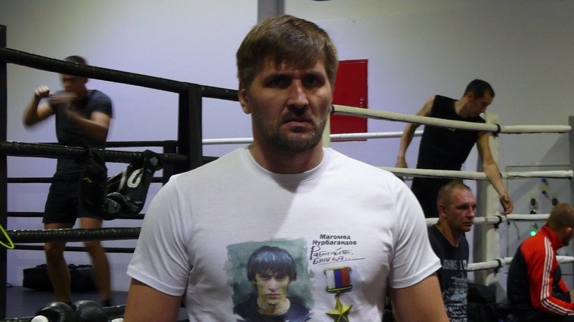 Менеджер объяснил, почему подал иск на бойца MMA Минакова
