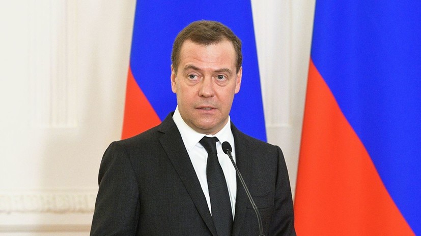 Медведев заявил, что обязан быть оптимистом