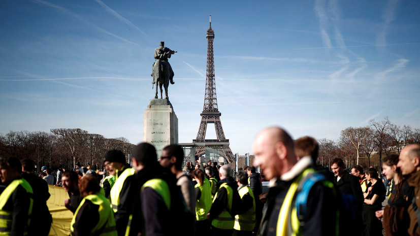 МИД России предупредил о протестах «жёлтых жилетов» во Франции 23 февраля