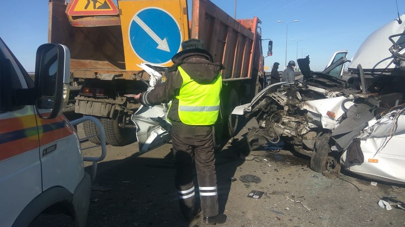 «Не справился с управлением»: шесть человек погибли в крупной аварии на трассе «Дон»