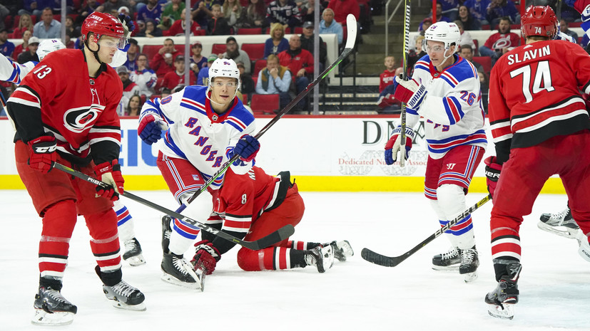 Шайба Наместникова принесла «Рейнджерс» победу над «Каролиной» в матче НХЛ