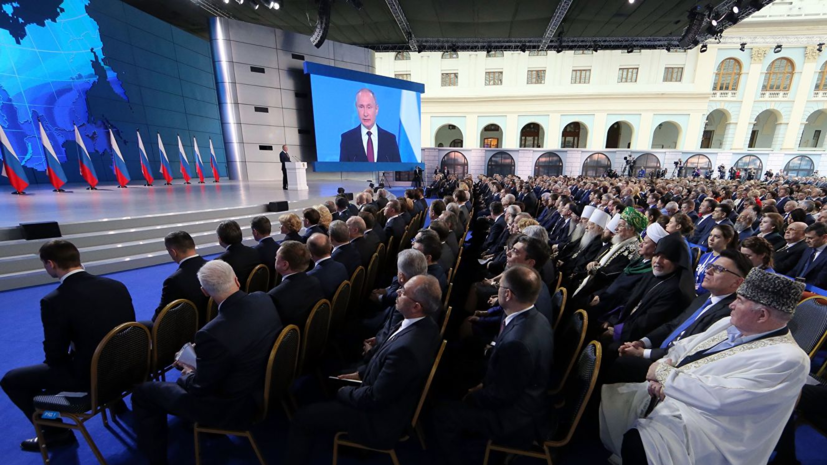 Путин: впервые в истории резервы России покрывают внешний долг