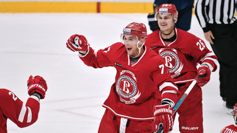 «Витязь» победил минское «Динамо» и удержался в зоне плей-офф Западной конференции КХЛ