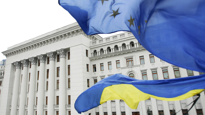 Закон о закреплении курса Украины в НАТО и ЕС вступил в силу