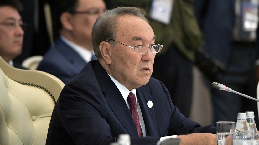 Назарбаев призвал правительство Казахстана уйти в отставку