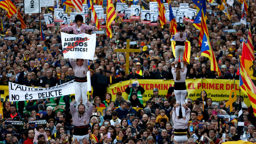 Число пострадавших в ходе акций протеста в Каталонии возросло до 46