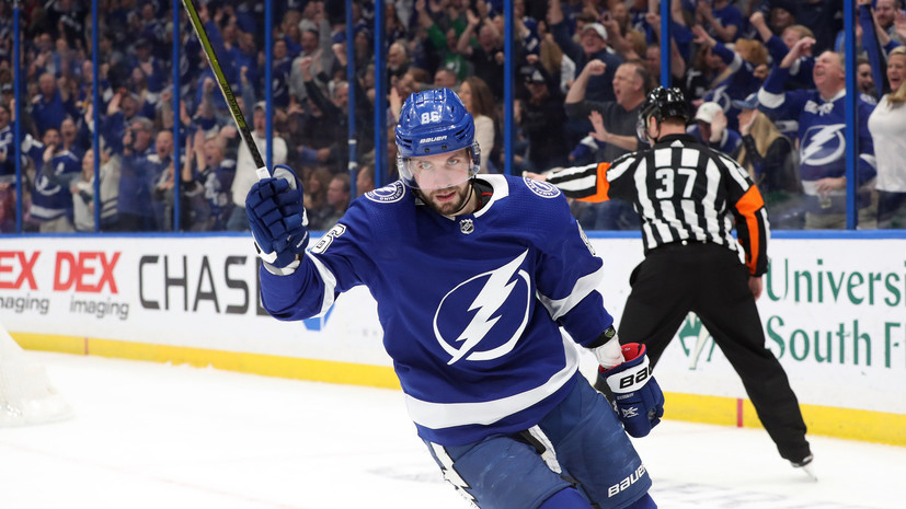 Кучеров второй сезон подряд набрал 100 очков в НХЛ