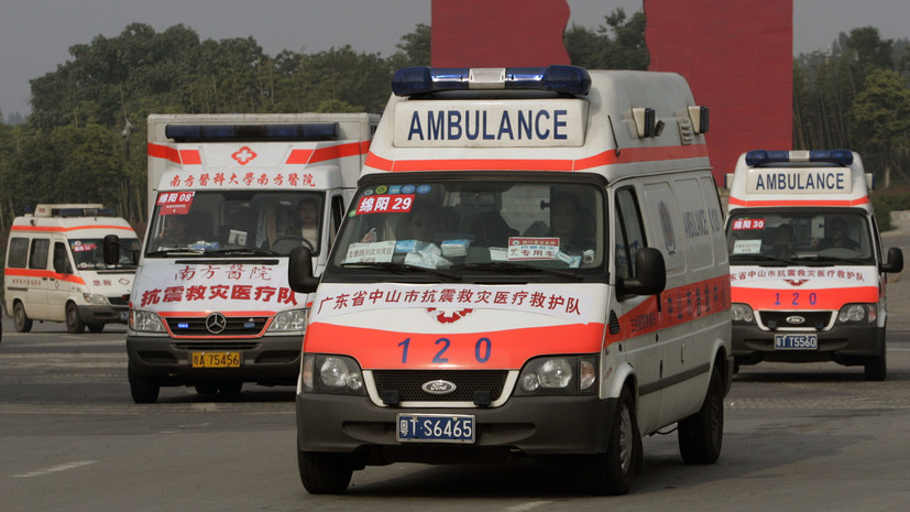 При аварии с грузовиком на севере Китая погибли не менее 20 человек