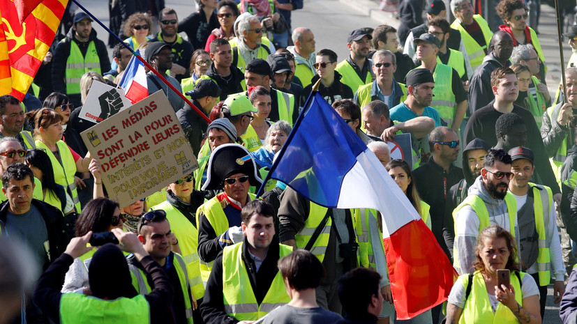 Почти 47 тысяч человек приняли участие в протестах «жёлтых жилетов» во Франции 