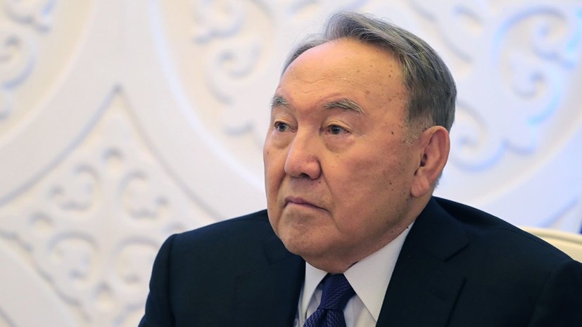 Назарбаев принял отставку главы Нацбанка Данияра Акишева