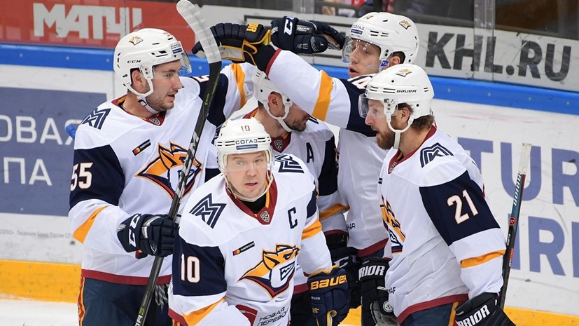 Форвард «Металлурга» Платонов стал автором первой шайбы плей-офф КХЛ-2019