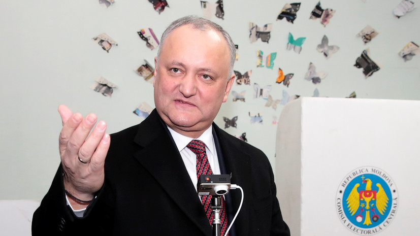 Додон обсудил результаты парламентских выборов с российским послом