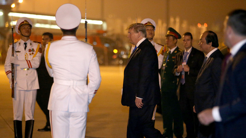 Трамп прибыл в Ханой