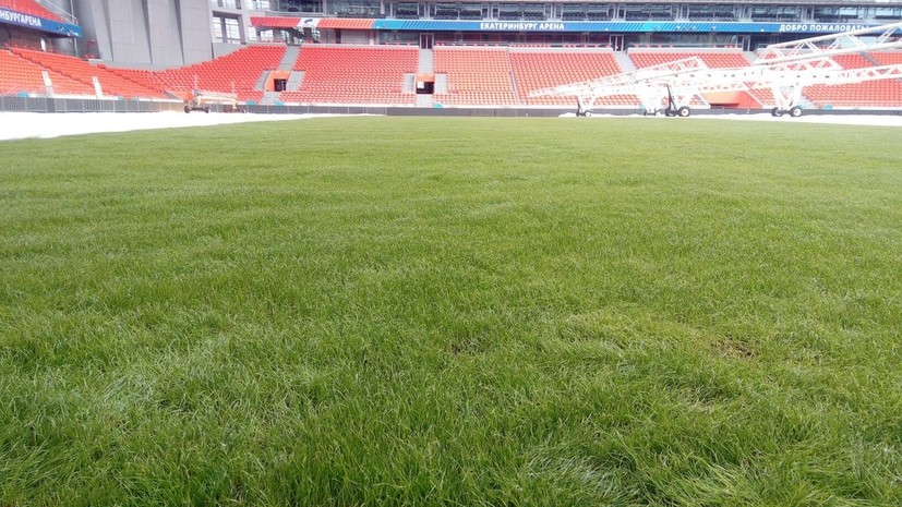 «Урал» продемонстрировал состояние газона своего стадиона в преддверии матча РПЛ с «Зенитом»