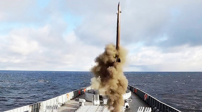 Запуск ракеты с фрегата «Адмирал Горшков»