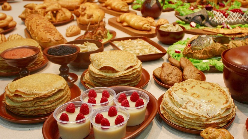В «Росконтроле» рассказали, как выбирать блины на масленичных ярмарках