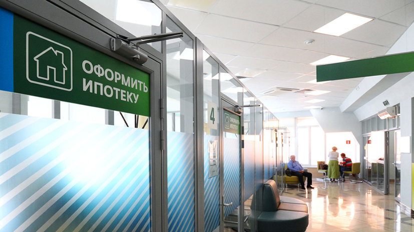 Сбербанк снизил ставки по новым кредитным картам