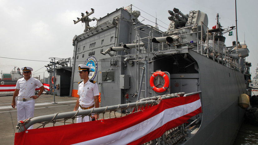 СМИ: Два корабля НАТО под турецкими флагами зашли в порт Одессы