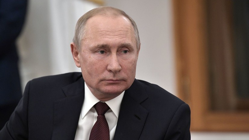 Путин подписал закон о запрете военным пользоваться гаджетами на службе