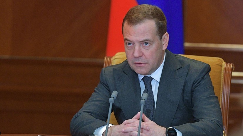 Медведев отметил важность работы над путями интеграции России и Белоруссии