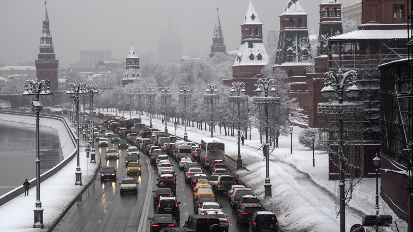Пробки в Москве достигли 9 баллов