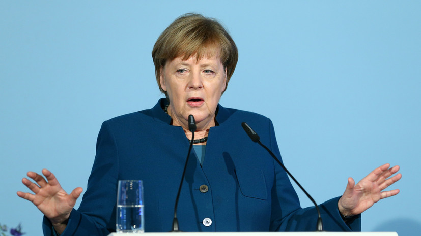 Bloomberg: Меркель отвергла предложение США отправить ВМС к Крыму