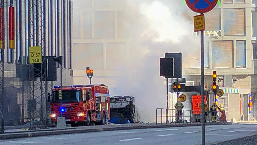 В Стокгольме при взрыве в автобусе пострадал один человек