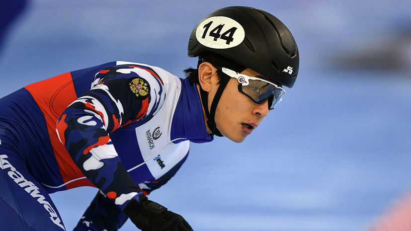 Елистратов завоевал серебро на дистанции 3000 м на ЧМ по шорт-треку