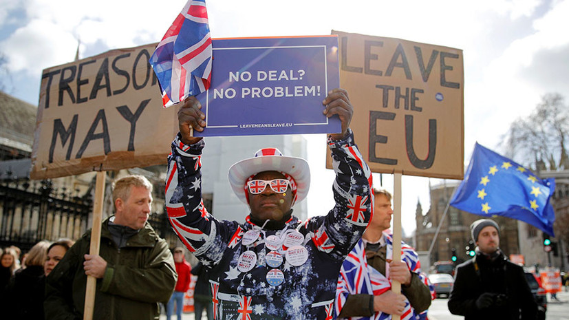 «Неумная и непоследовательная политика Мэй»: почему Великобритания вынуждена отсрочить брексит