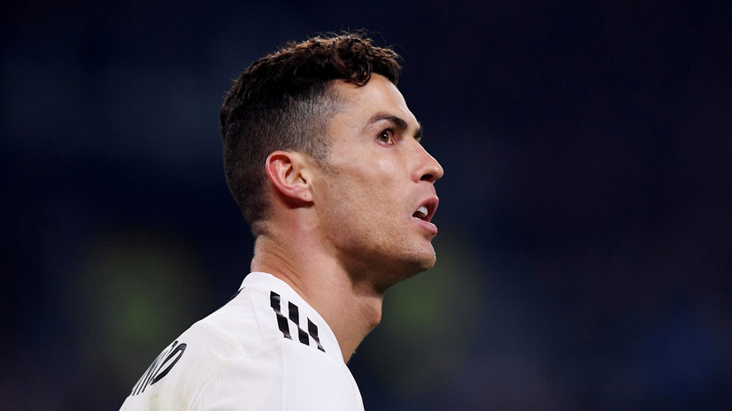 СМИ: Роналду могут дисквалифицировать за неприличный жест